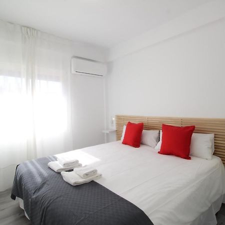 Del Parque Flats Candelaria Sea View Rincón de la Victoria Dış mekan fotoğraf